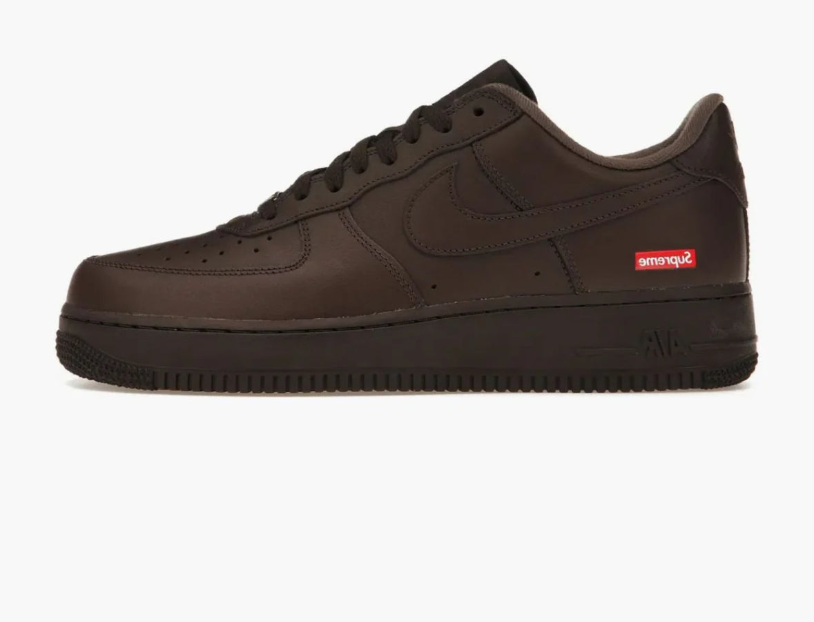 Nike Air Force 1 Low Supreme Baroque Brown,
Größe: 43